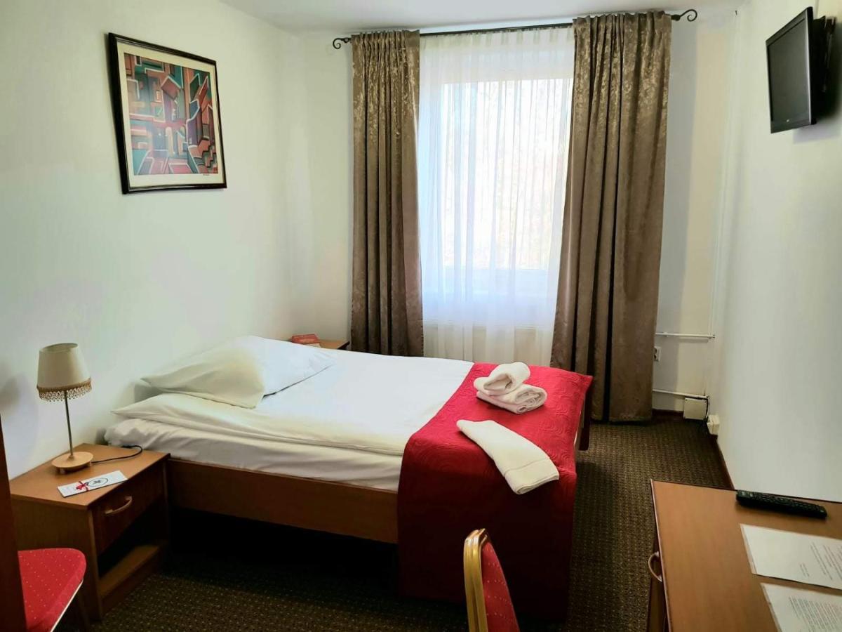 Obiekt "Czarny Rycerz" Aparthotel ยัสต์แชมเบียซดรุย ภายนอก รูปภาพ